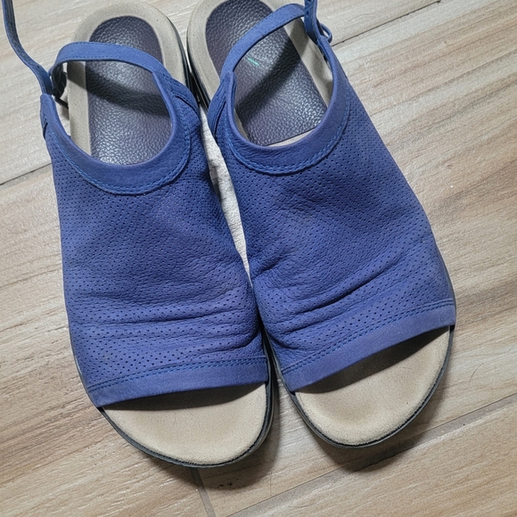 Anthropologie Naya Buckle Wedge Slides - Picture 2 of 7